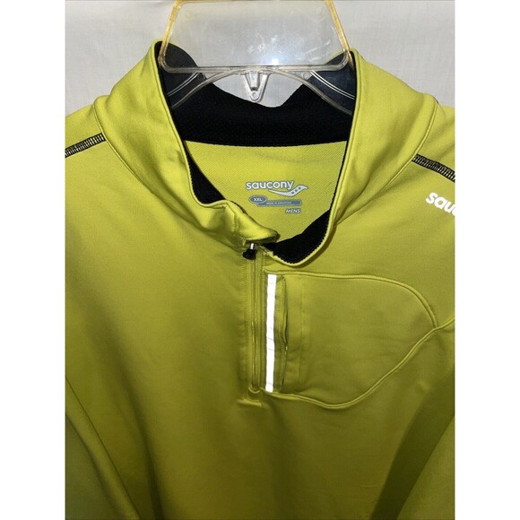Saucony Men’s Athletic Shirt Size 2XL Yellow Athleisure Running Crosstraining - Picture 3 of 12